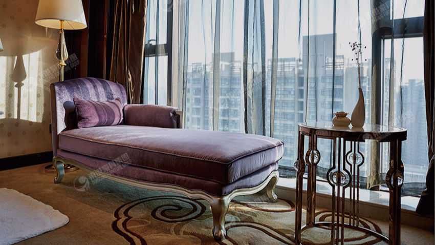 國內(nèi)家具消費(fèi)呈現(xiàn)“兩極化”的發(fā)展趨勢 高檔家具消費(fèi)與平價家具產(chǎn)品